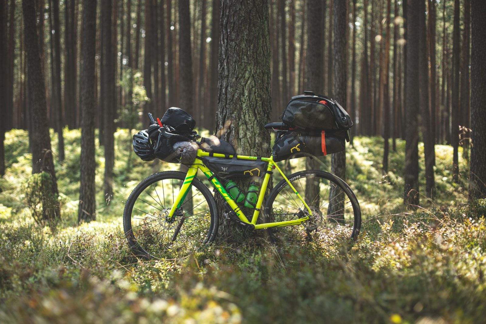 Gear Bag Cycling: Panduan Memilih Tas Perlengkapan Sepeda yang Tepat