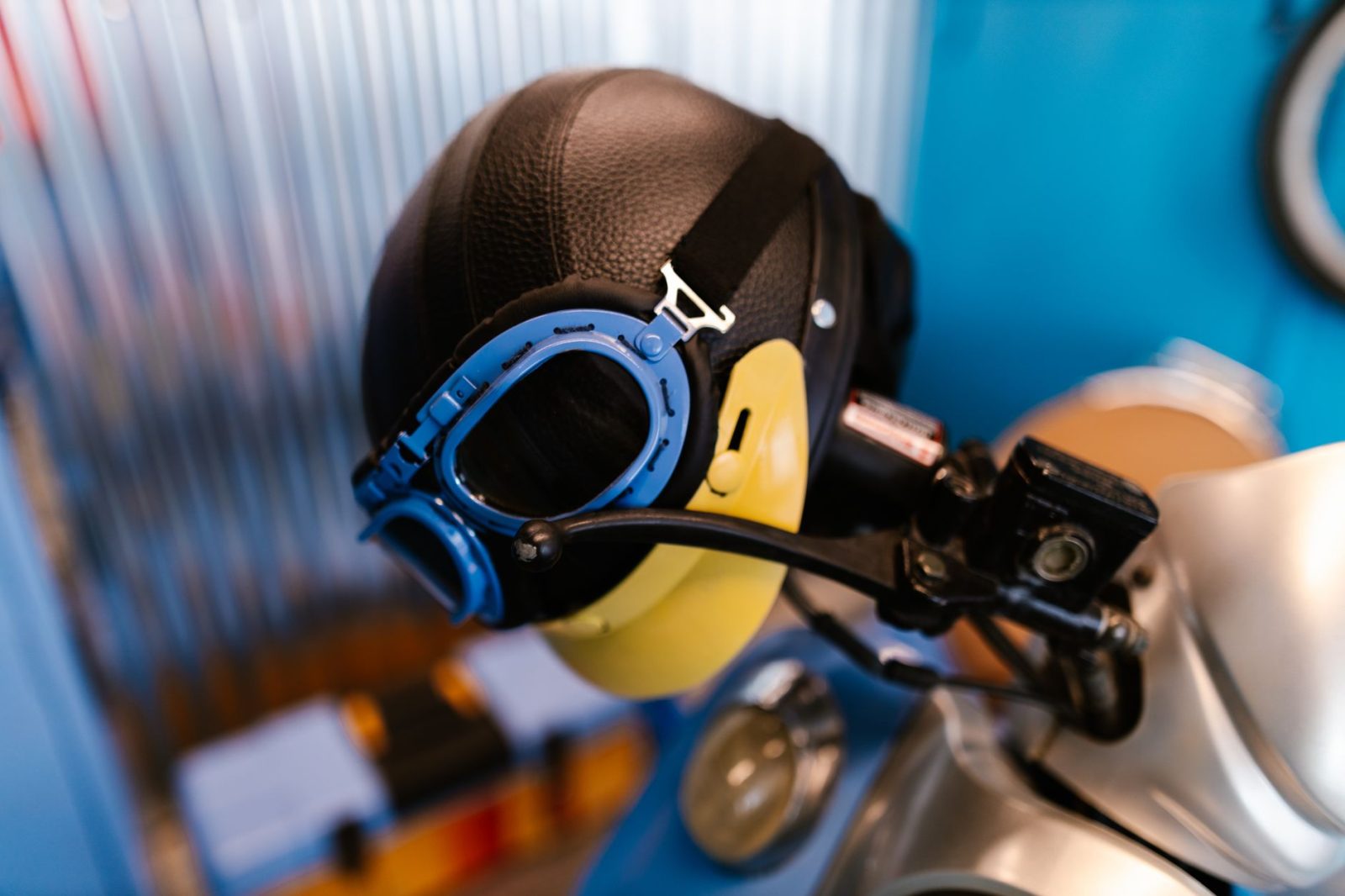 Panduan Memilih Helm Motor (Motor Helmet) yang Tepat untuk Keamanan dan Kenyamanan