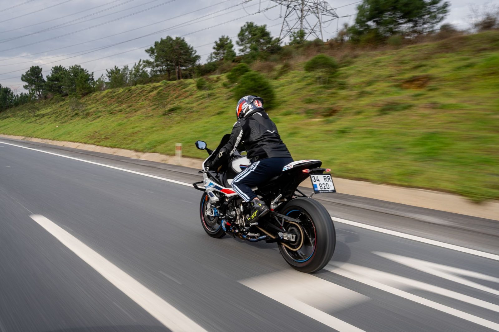 Panduan Memilih Tas Pinggang Dainese untuk Kebutuhan Riding